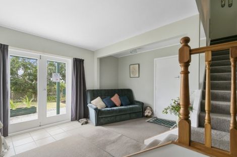 Photo of property in 1/94 Dowse Drive, Maungaraki, Lower Hutt, 5010