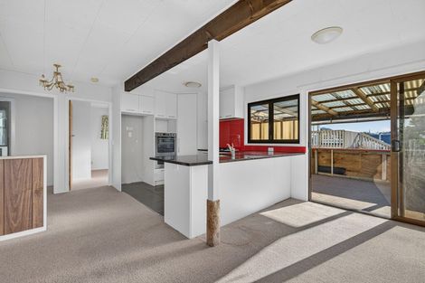 Photo of property in 44 Pinedale Crescent, Riversdale Beach, Masterton, 5872