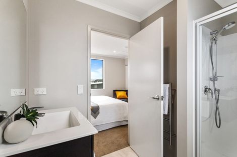 Photo of property in 4/4 Onekiritea Road, Hobsonville, Auckland, 0616