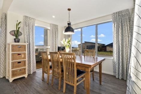 Photo of property in 4 Hawkshead Way, Westmorland, Christchurch, 8025