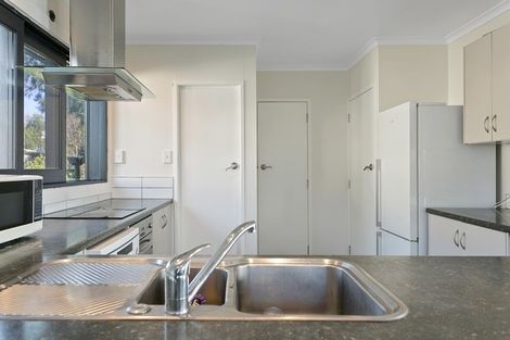 Photo of property in 33 Hyde Avenue, Richmond Heights, Taupo, 3330