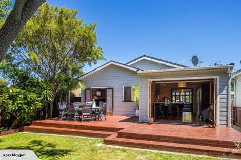 Photo of property in 44 Connolly Street, Boulcott, Lower Hutt, 5010