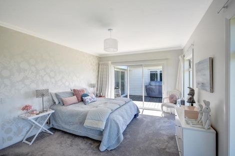 Photo of property in 73 Blackhead Road, Blackhead, Dunedin, 9076