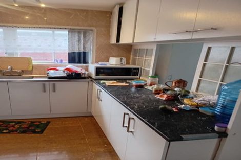 Photo of property in 17 Meadowcourt Drive, Manukau, Auckland, 2025