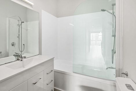 Photo of property in City Lodge, 702/115 Vivian Street, Te Aro, Wellington, 6011