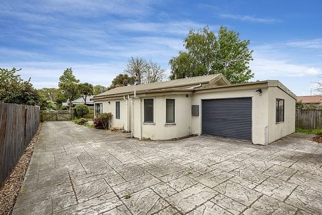 Photo of property in 2/96 Edward Avenue, Edgeware, Christchurch, 8013