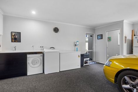 Photo of property in 13 Tohora View, Waihi Beach, 3611