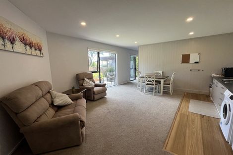 Photo of property in 31 Seaview Road, Paremata, Porirua, 5024