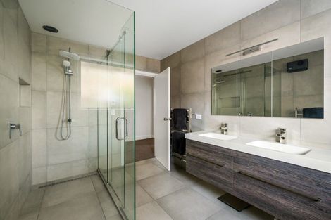 Photo of property in 92 Meadowstone Drive, Wanaka, 9305