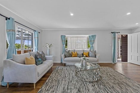 Photo of property in 12 Nedlands Place, Burswood, Auckland, 2013