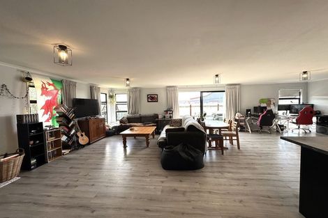 Photo of property in 24 Saint Catherine Street, Kaitangata, 9210