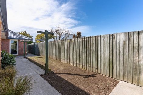 Photo of property in 72 Broadhaven Avenue, Parklands, Christchurch, 8083
