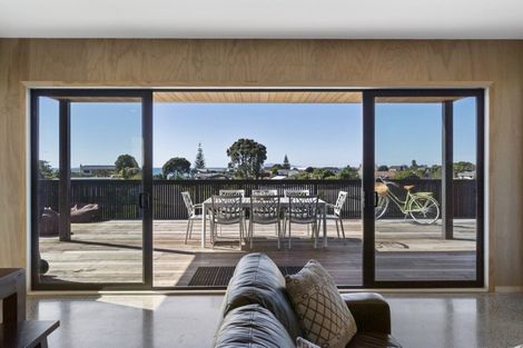 Photo of property in 24 Dolphin Drive, Whiritoa, Whangamata, 3691