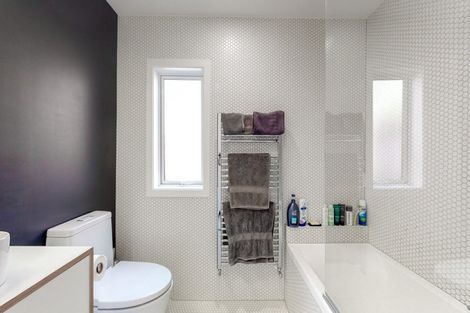 Photo of property in 11 Danube Street, Island Bay, Wellington, 6023