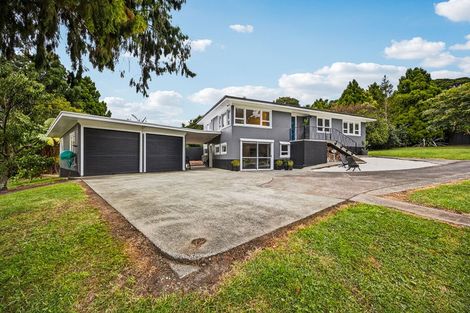 Photo of property in 6 Walker Road, Henderson Valley, Auckland, 0612