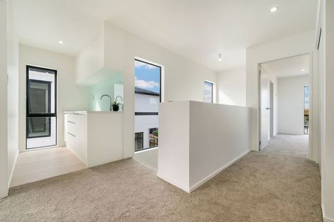 Photo of property in 14a York Road, Papatoetoe, Auckland, 2104