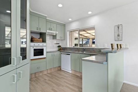 Photo of property in 31 Stephens Place, Hairini, Tauranga, 3112