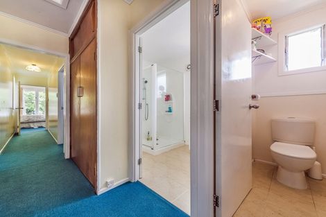 Photo of property in 29 Strid Road, Te Atatu South, Auckland, 0610