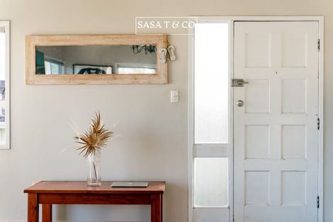 Photo of property in 185 Mahia Road, Wattle Downs, Auckland, 2103