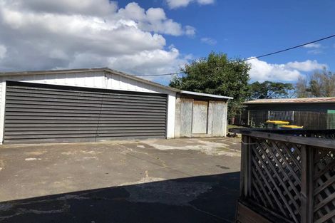 Photo of property in 64 Smythe Road, Henderson, Auckland, 0612