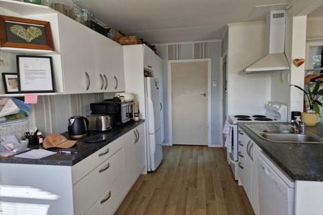 Photo of property in 35 Maratahu Street, Westown, New Plymouth, 4310