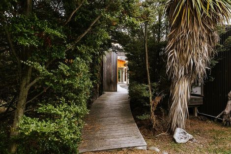 Photo of property in 2 Wineberry Lane, Wanaka, 9305