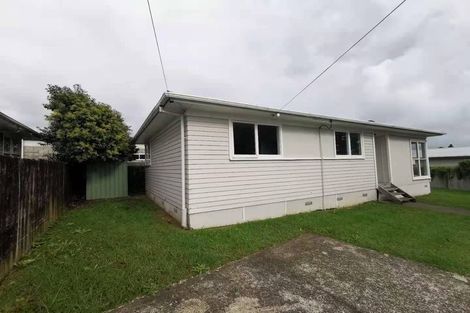 Photo of property in 14a Rondorlyn Place, Manurewa, Auckland, 2102