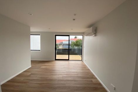 Photo of property in 5 Pukakaho Lane, Papatoetoe, Auckland, 2025