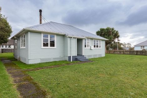 Photo of property in 14 Colvin Street, Westport, 7825