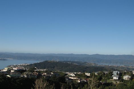 Photo of property in 49 Ashton Fitchett Drive, Brooklyn, Wellington, 6021