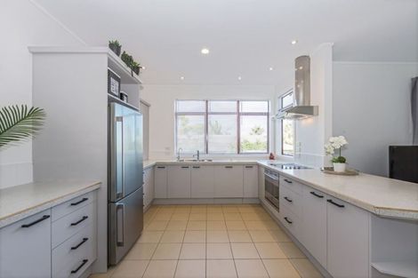 Photo of property in 18 Castaway Place, Gulf Harbour, Whangaparaoa, 0930