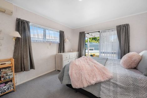 Photo of property in 35 Carter Drive, Pomare, Rotorua, 3015