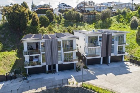 Photo of property in 8d Huka Road, Birkenhead, Auckland, 0626