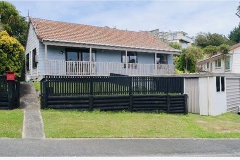 Photo of property in 154 Mark Avenue, Grenada Village, Wellington, 6037