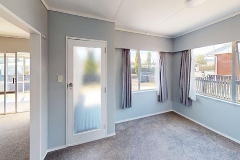 Photo of property in 5 Charles Street, Levin, 5510