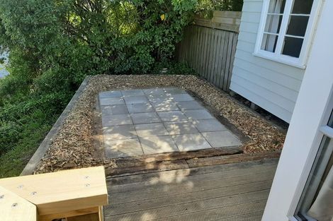 Photo of property in 14 Te Pari Pari Road, Pukerua Bay, 5026