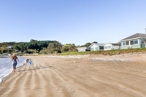 Photo of property in 37b Te Kapua Street, Oakura, Hikurangi, 0184