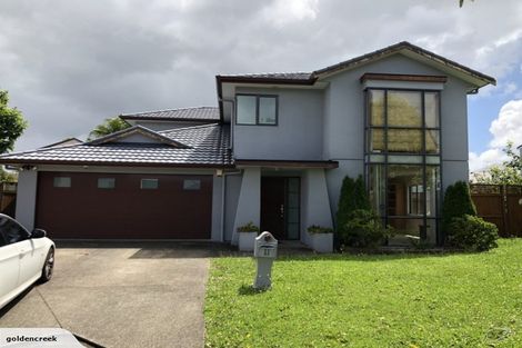 Photo of property in 11 Siena Place, Te Atatu Peninsula, Auckland, 0610
