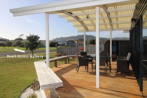 Photo of property in 417 Matarangi Drive, Matarangi, Whitianga, 3592