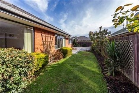 Photo of property in 2/5 Murfitt Place, Sockburn, Christchurch, 8042