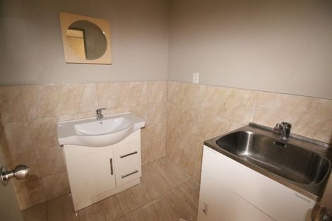 Photo of property in 49a Woodglen Road, Glen Eden, Auckland, 0602