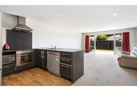 Photo of property in 4 Gresford Street, Edgeware, Christchurch, 8013