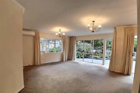 Photo of property in 9 Crestview Place, Browns Bay, Auckland, 0630