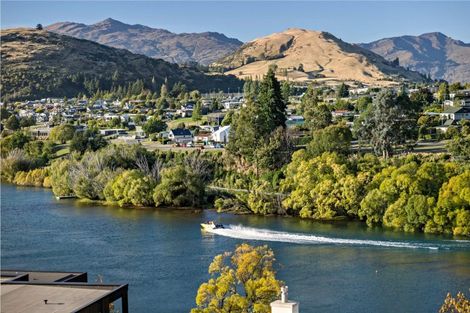 Photo of property in 10 Old Homestead Place, Kawarau Falls, Queenstown, 9300