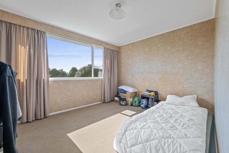 Photo of property in 21 Castle Street, Eltham, 4322