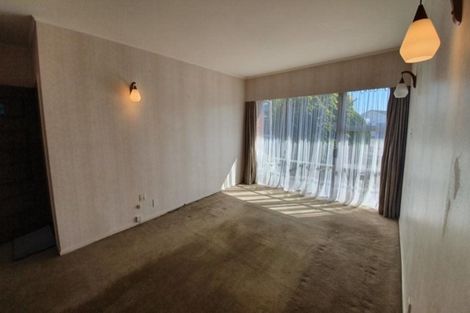 Photo of property in 9 Barrett Street, Westown, New Plymouth, 4310