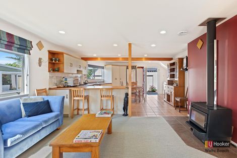 Photo of property in 31 Ocean View Road, Waihi Beach, 3611