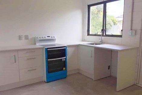 Photo of property in 36 Longburn Road, Henderson, Auckland, 0610