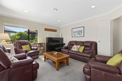 Photo of property in 6 Highlander Place, Welcome Bay, Tauranga, 3112