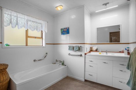 Photo of property in 50 Waiomu Valley Road, Waiomu, Thames, 3575